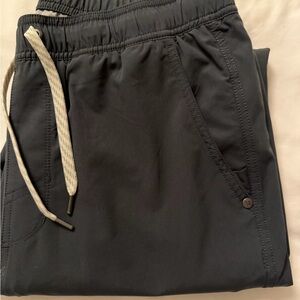 Vuori  Kore Joggers 28” charcoal